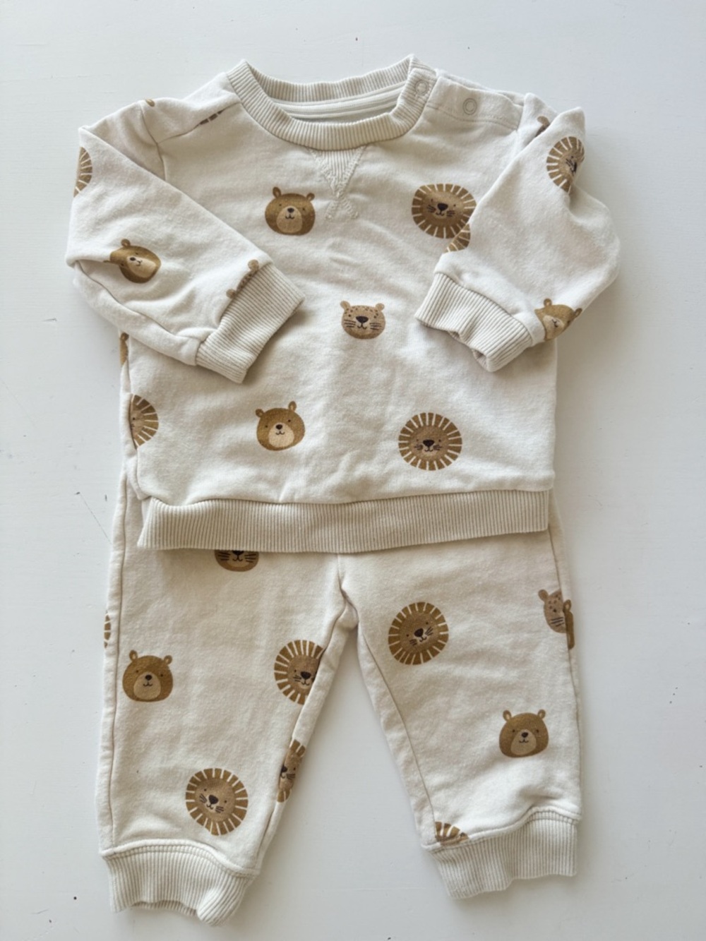 Neutral Baby Sweatshirt & Jogger Set with Bear and Lion Print